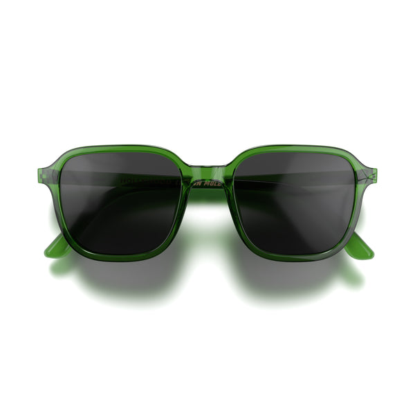 Front - Hollywood sunglasses in transparent green featuring an oversized, iconic panto frame and black UV400 lenses. The finishing touch to every outfit while protecting your eyes. 
