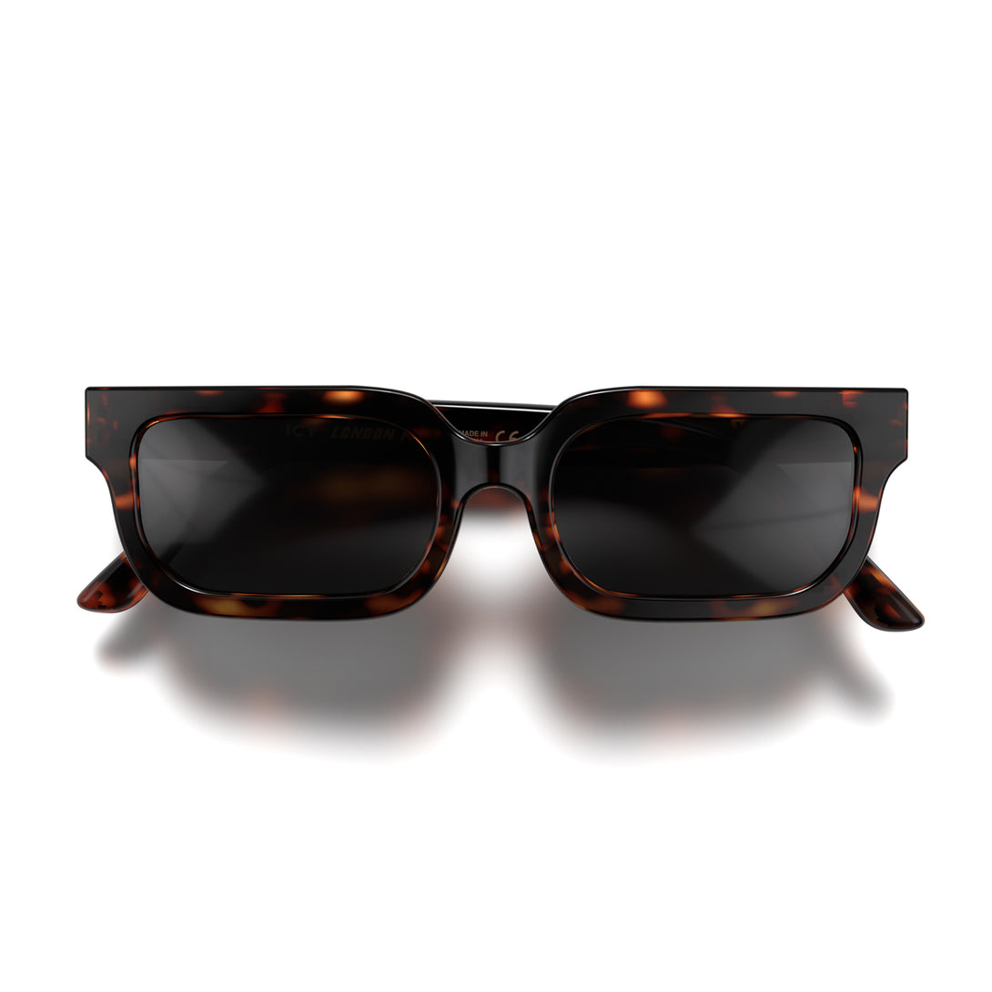 Front - Icy sunglasses in gloss tortoiseshell featuring a bold rectangle frame and black UV400 lenses. The finishing touch to every outfit while protecting your eyes.